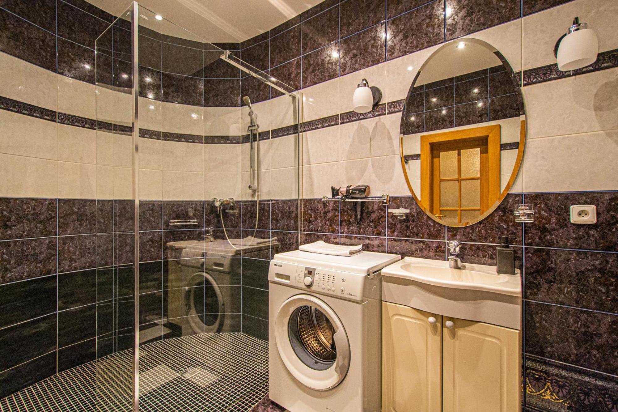 Main Prague Square Apartments Sauna And Fireplace المظهر الخارجي الصورة